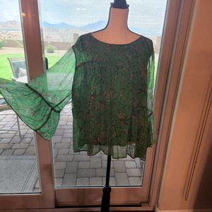 Sundance Blouse... green elegance. Great blouse for ST Patrick's Day!